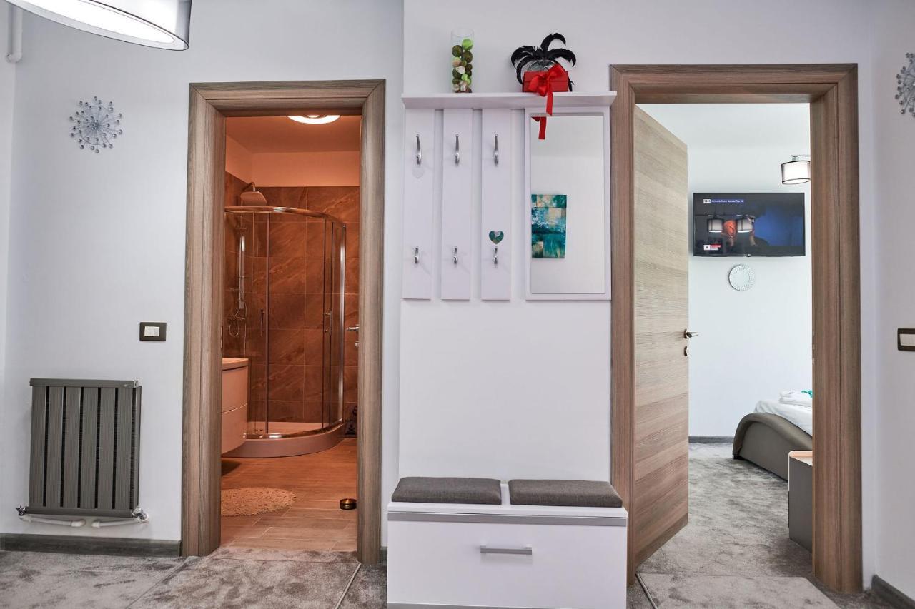 Sonnenstrand Apartment - Spa N Pool Beach Resort Mamaia Exteriör bild