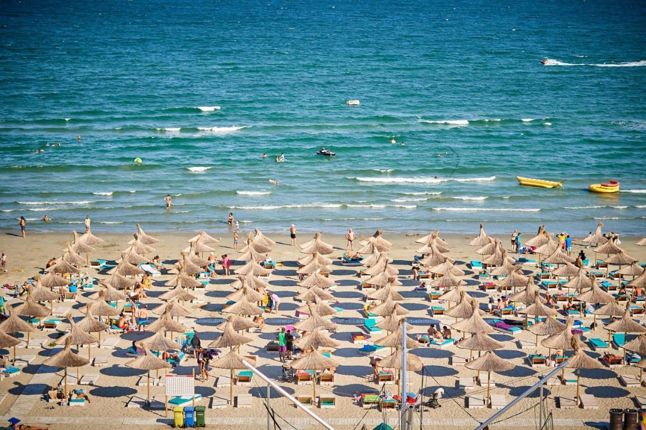 Sonnenstrand Apartment - Spa N Pool Beach Resort Mamaia Exteriör bild